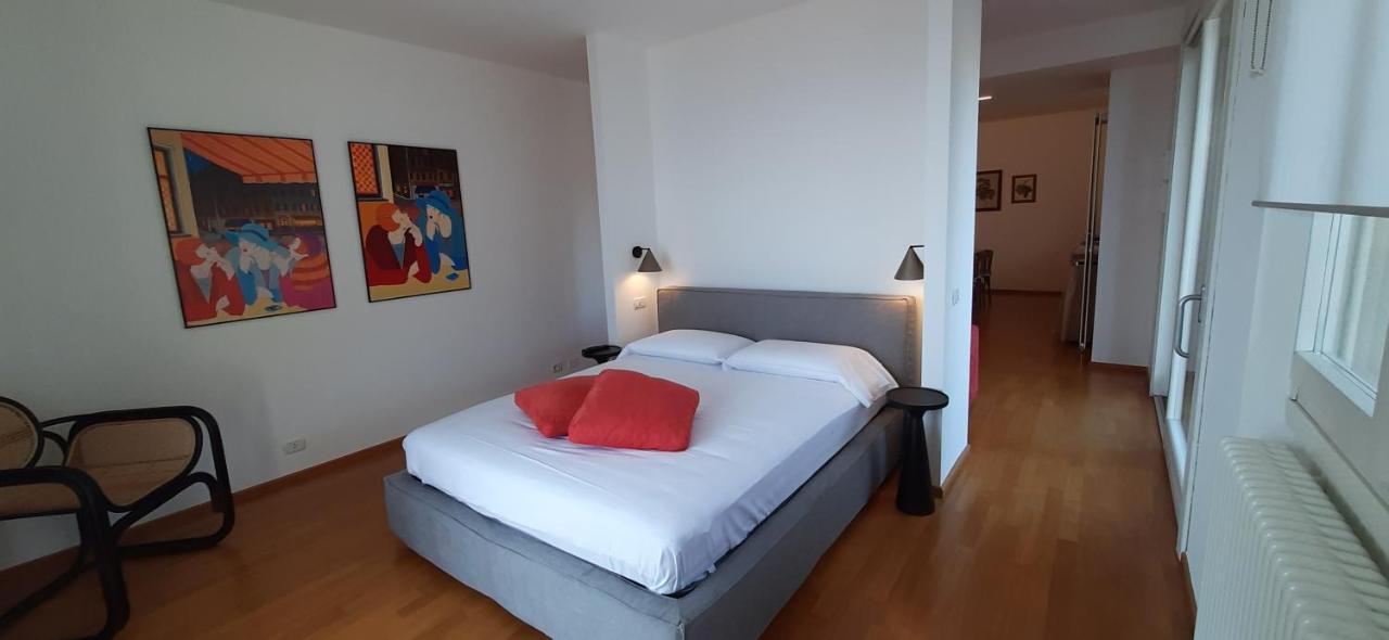 Iseolakerental - Vacanza Romantica Riva di Solto Extérieur photo