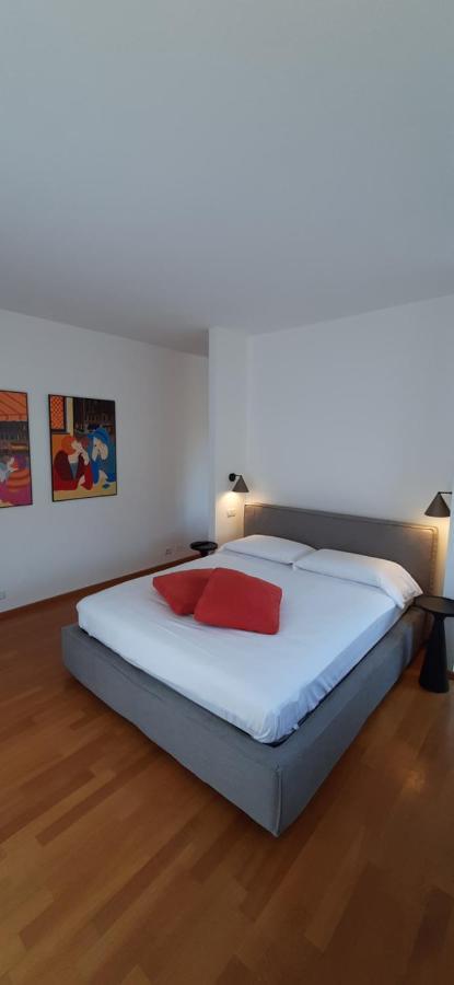 Iseolakerental - Vacanza Romantica Riva di Solto Extérieur photo