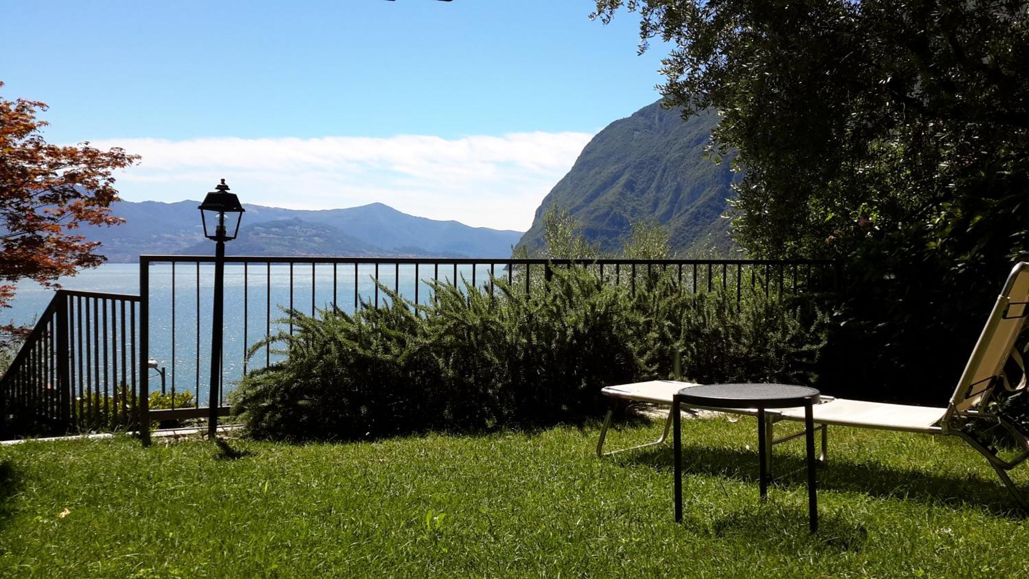 Iseolakerental - Vacanza Romantica Riva di Solto Extérieur photo