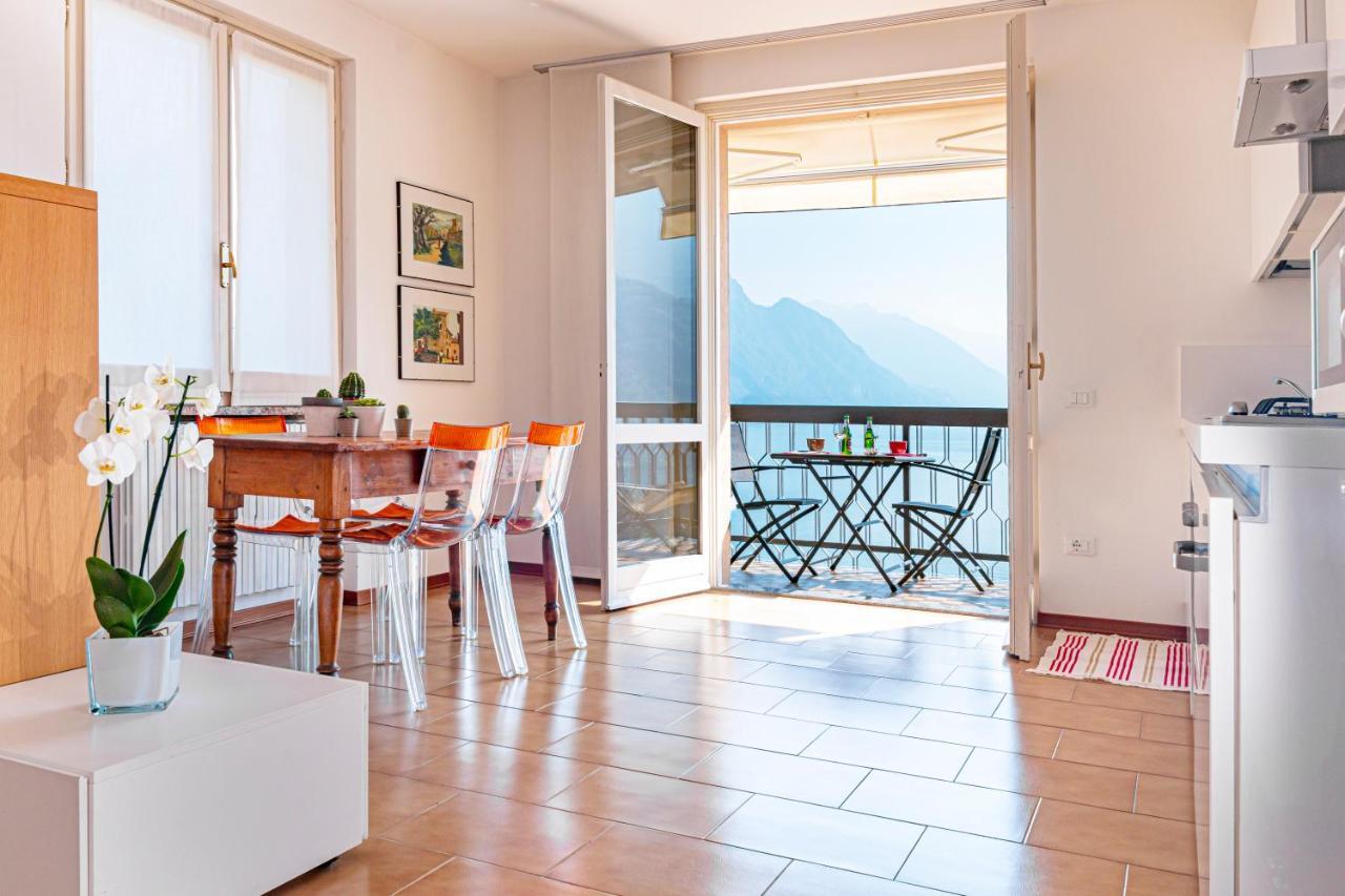 Iseolakerental - Vacanza Romantica Riva di Solto Extérieur photo