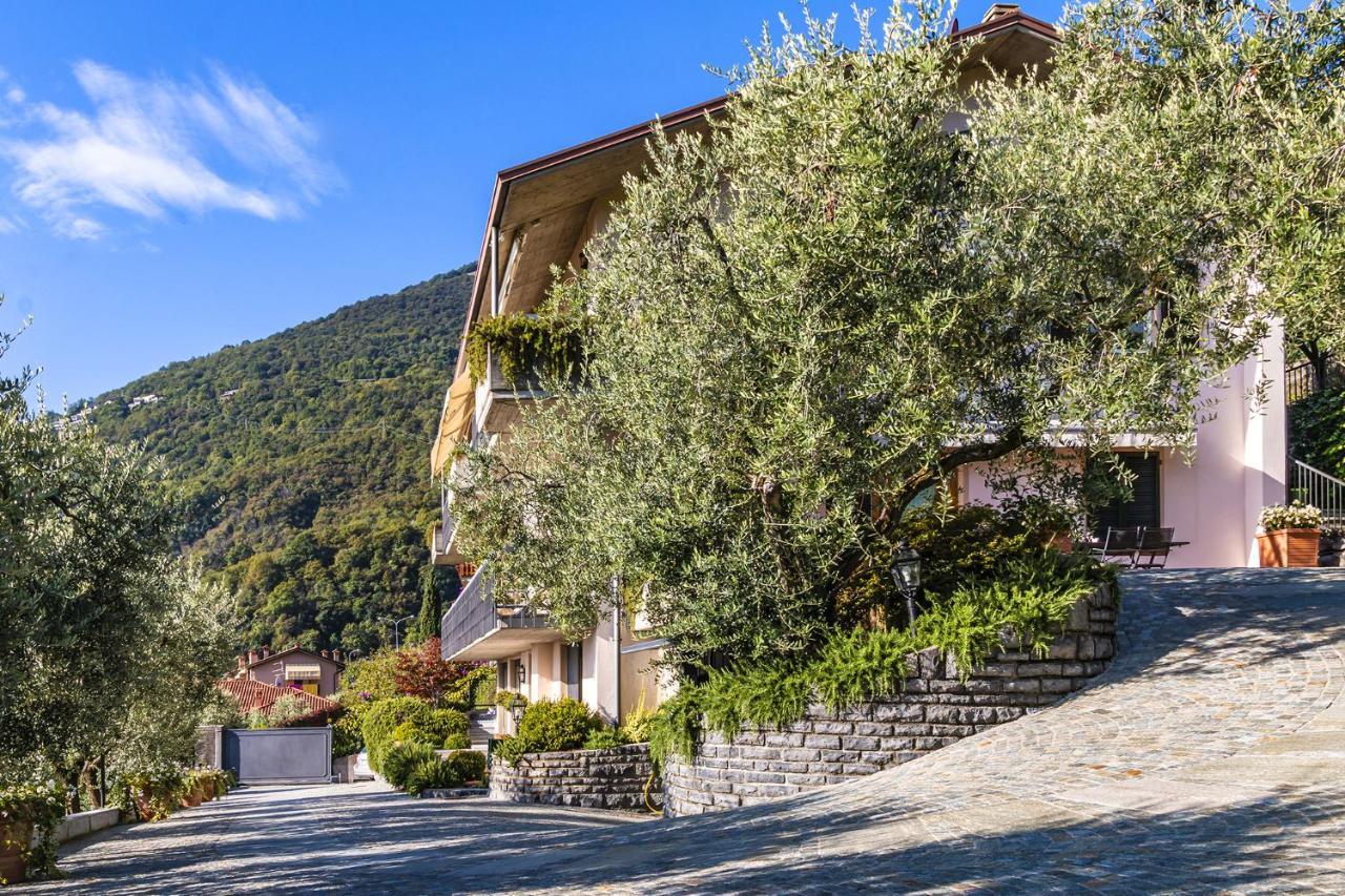 Iseolakerental - Vacanza Romantica Riva di Solto Extérieur photo